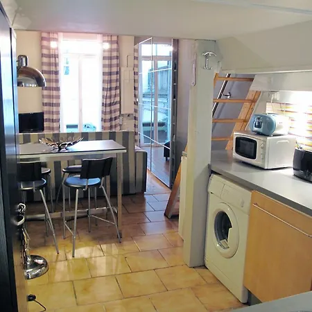 Studio Montmartre Fontaine