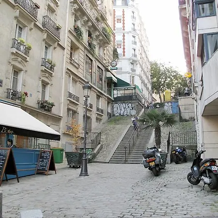 Studio Montmartre Fontaine