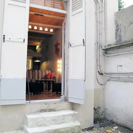 Studio Montmartre Fontaine * Paris